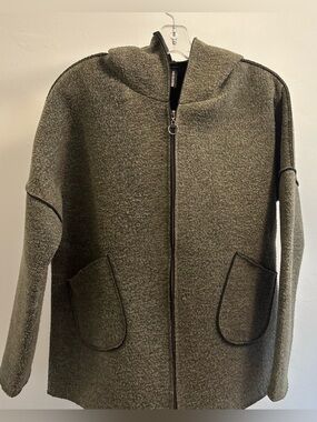 Zipper Hoodie - Women